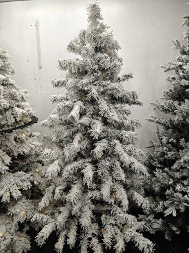 Artificial Snow Drooping Pine Christmas Tree With 900 warm Lights (10')