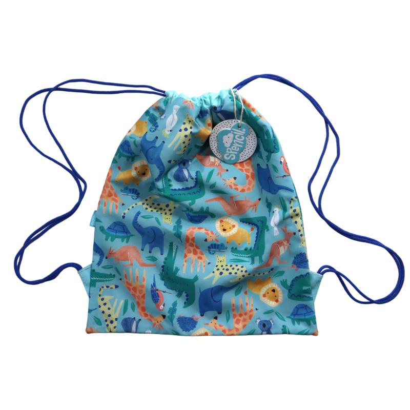 Colorful drawstring sports bag with safari motifs, perfect for kids' adventures, lightweight and water-resistant.