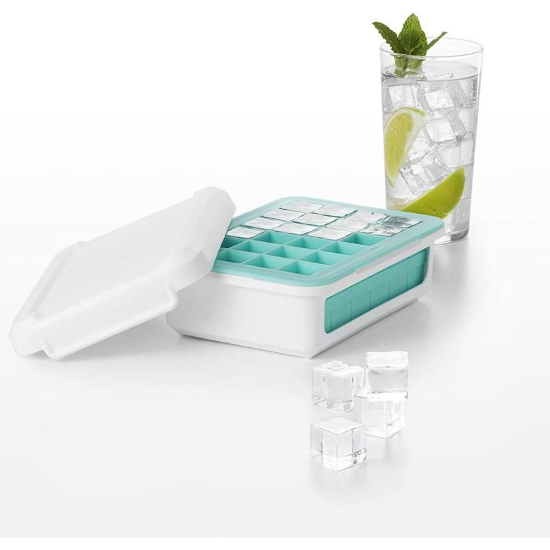 OXO Good Grips Covered Ice Cube Tray | Small