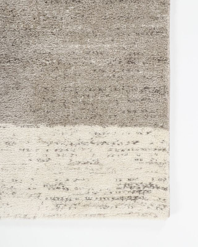 Saxony Adriana Floor Rug - Charcoal 160x230cm - OLLO