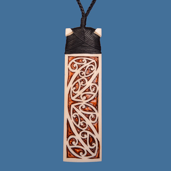 Maori Kowhaiwhai Design Stained Bone Toki - Smartfox