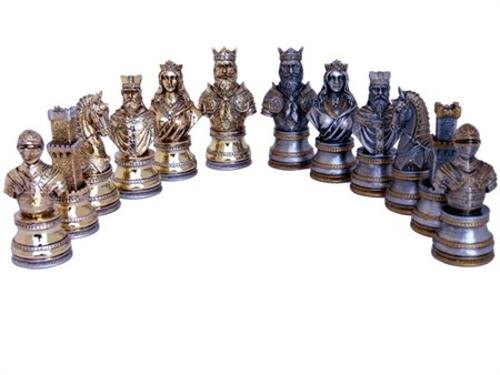 Dal Rossi Italy, Medieval Warriors Chessmen