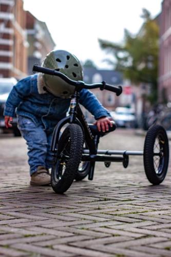 TB6145 – Black Steel Trybike with Black Seat & Grips (3 Wheel)
