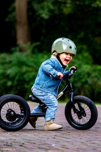 TB6145 – Black Steel Trybike with Black Seat & Grips (3 Wheel)
