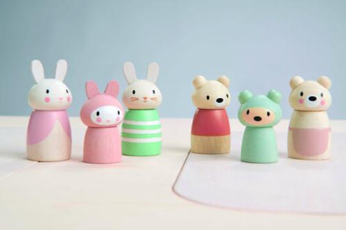 Bear Tales Family