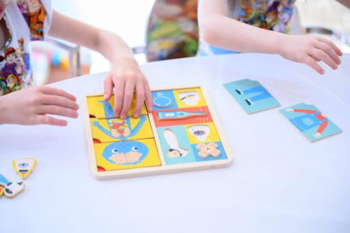 Ouch wooden Puzzle