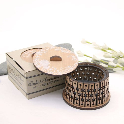 Elegant round trinket box made from NZ Beech veneer featuring a unique Fantail design, perfect for storing jewelry and keepsakes.