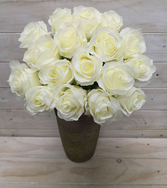 Artificial Rose Bud Bush - 18 Heads (Cream)