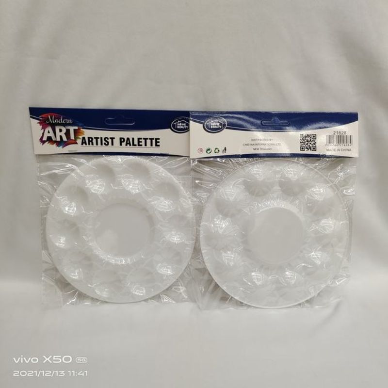 Colour Palette - Round 16.5cm (Set of 12)