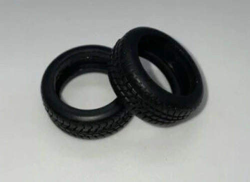 Premium Tyres for Range Rover 4, enhancing grip and stability for slot car racing on wooden and plastic tracks.