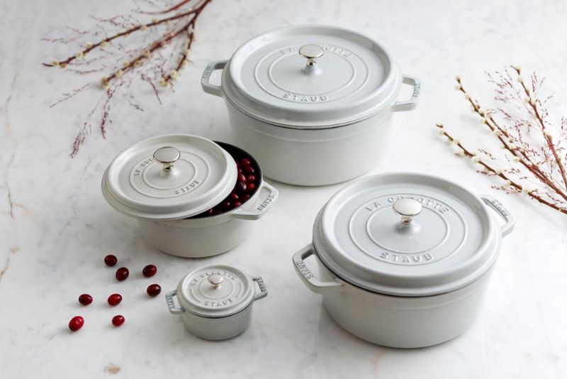Round-Cocotte-Staub-White-Truffle-28cm67L