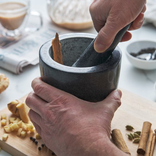 Conical Mortar and Pestle - AVANTI Black (13cm)