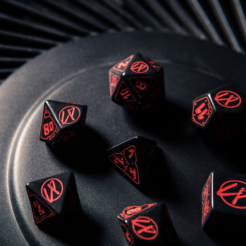 Q Workshop - Cyberpunk Red Rpg Dice Set: Blood Over Chrome