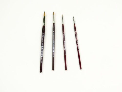 Roman S3028 Sable Brush #2/0, a precision tool for fine detailing in watercolor, acrylic, and oil painting.