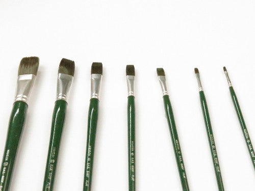S6400 Mightlon L/H Flat #2 artist brush with thick synthetic bristles for precise strokes in acrylic and oil painting.