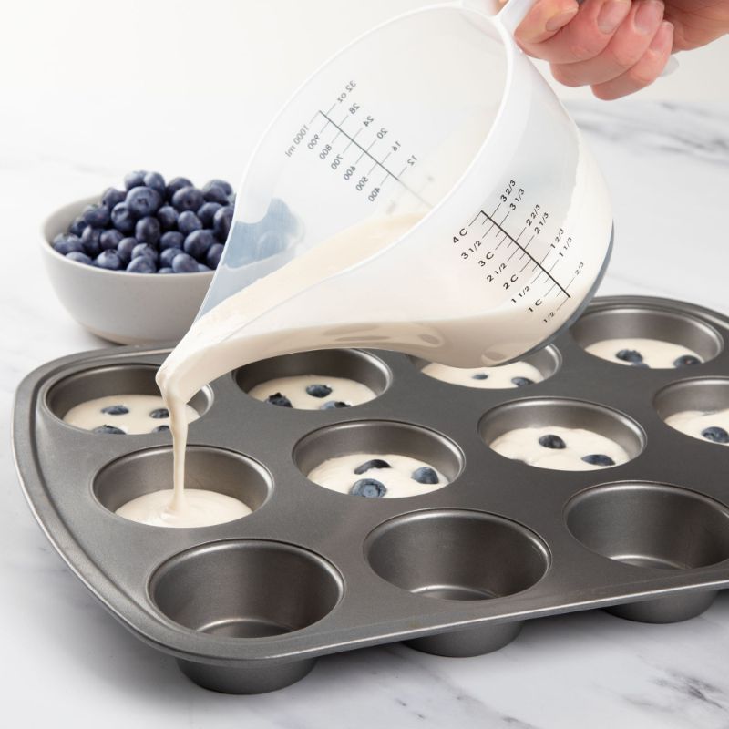 Precise-Pour-Measuring-Pitcher-1-litre