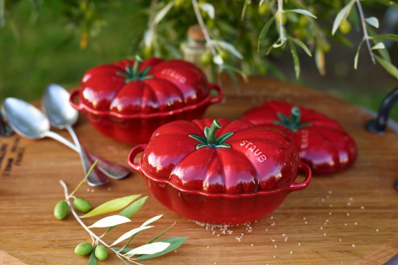 Tomato-Cocotte-Staub-Ceramic-05L
