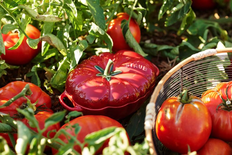Tomato-Cocotte-Staub-Ceramic-05L