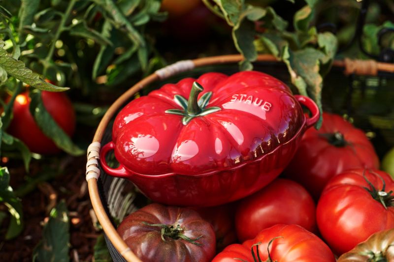 Tomato-Cocotte-Staub-Ceramic-05L