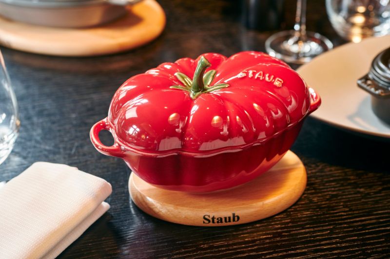 Tomato-Cocotte-Staub-Ceramic-05L