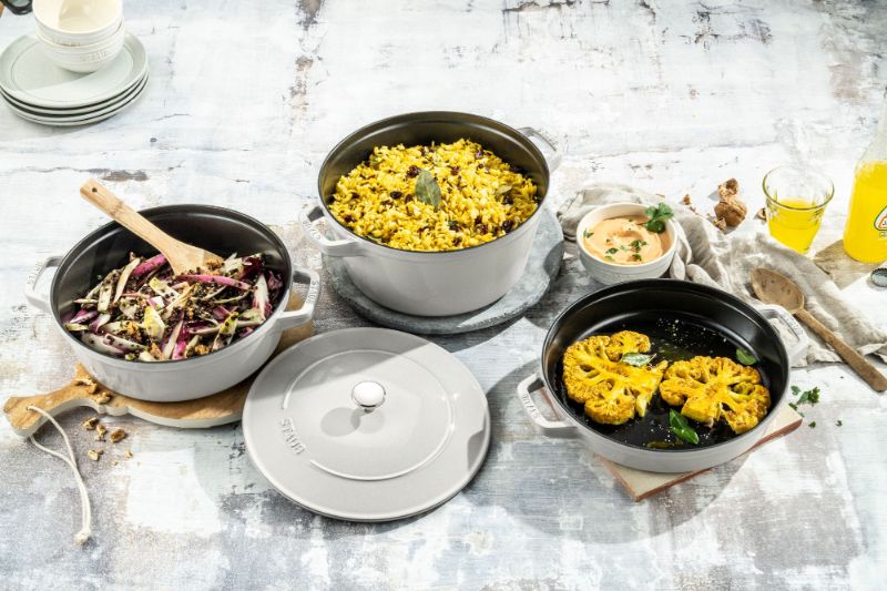 4pc-Stackable-Cocotte-Set-24cm-White-Truffle