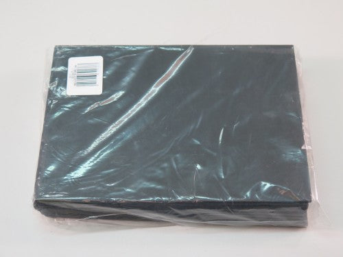 Das Black Mount Board A3 pack of 25 sheets, ideal for mounting artwork with a rich black surface that enhances colors.