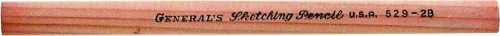 General Flat Sketching Pencil 2B in cedar wood, ideal for broad strokes and fine lines in sketching and shading.