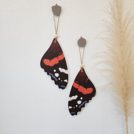 Stunning Red Admiral butterfly wing ornament, 15 x 30 cm, vibrant colors, crafted from durable 4mm ACM for home decor.
