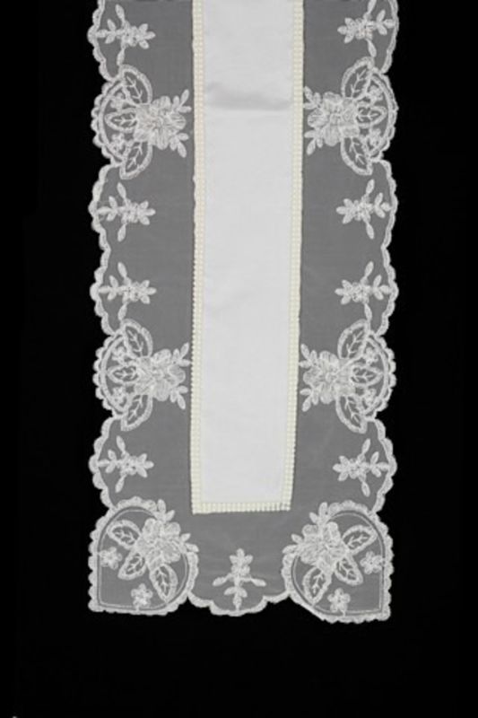 Satin Pearl Table Runner - White - Set of 5