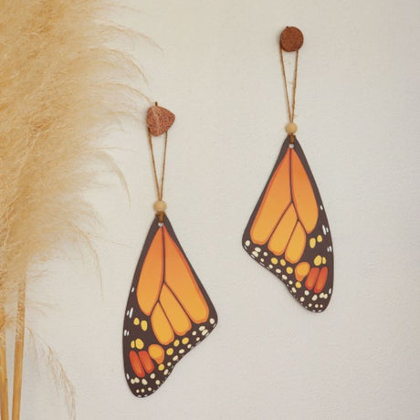 Exquisite Monarch Wing Set, 15x30cm, vibrant colors, durable ACM, perfect for elegant indoor and outdoor decor.