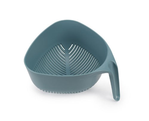 Triangular Colander - Joseph Joseph Duo