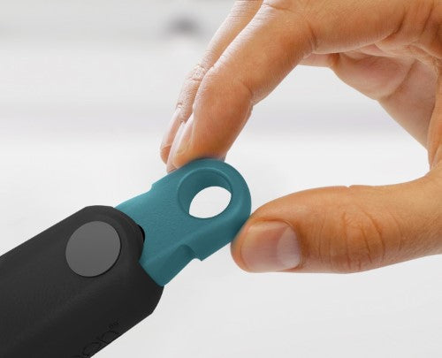 Lockable Tongs with integrated tool rest - Joseph Joseph Duo