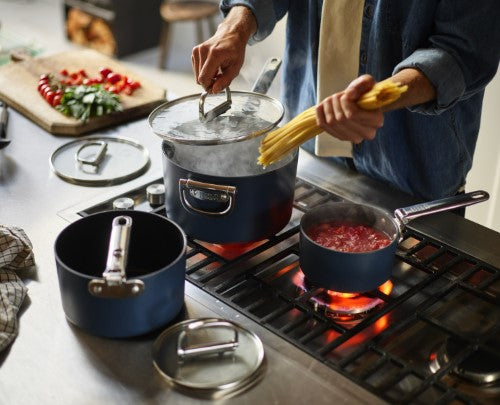 Space 19cm/2.9qt Non-Stick Induction Saucepan & Lid - Joseph Joseph