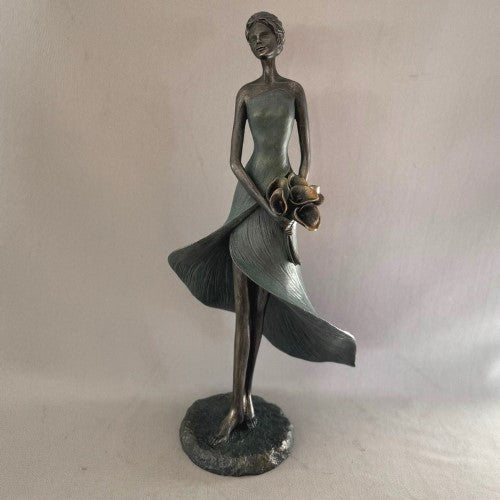 Ornament - Model With Bouquet (19 x 46cm)