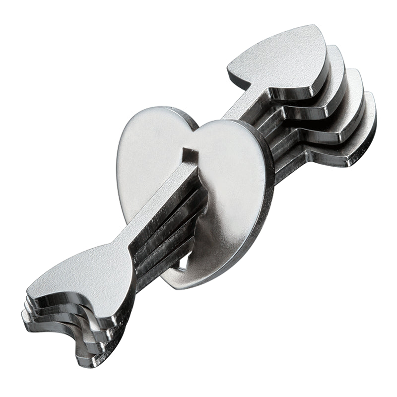 Huzzle Puzzle: Arrows, a Level 3 brain teaser featuring 4 arrows piercing a heart, crafted by designer Andrei Ivanov.