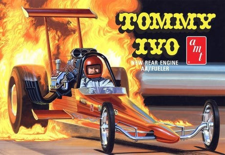Detailed 1/25 scale model kit of a classic rear-engine dragster with a supercharged 426 HEMI® engine, perfect for collectors.