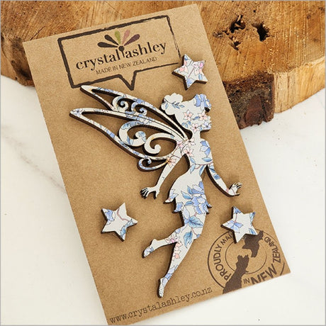 Vintage floral wall art set in soothing blue tones, featuring intricate textures for a serene, bohemian decor ambiance.