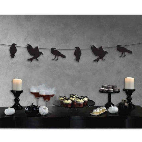 2-meter crow bunting string decoration made of eco-friendly cardboard, perfect for Halloween and festive decor.