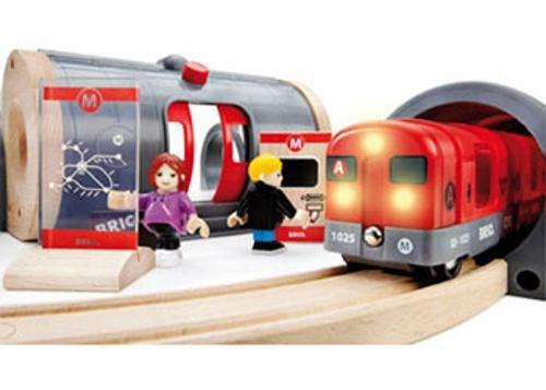 BRIO - Metro Railway Set 20 Pieces