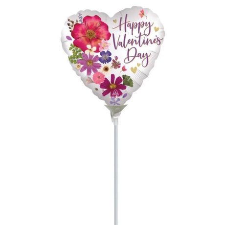 10cm Happy Valentine's Day Pressed Flowers, vibrant colors and delicate shapes, ideal for romantic gifts or home decor.