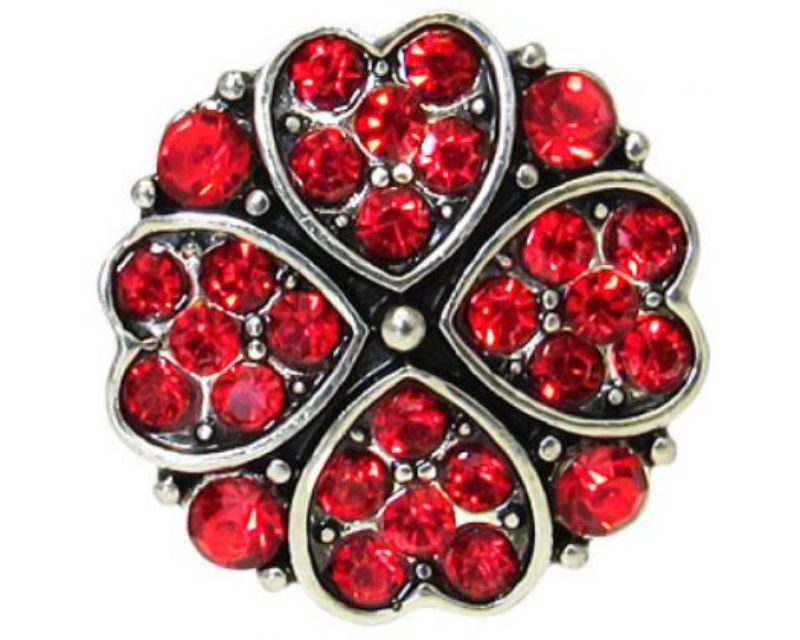 Exquisite red heart snaps for jewelry customization, ideal for expressing love and personal style.