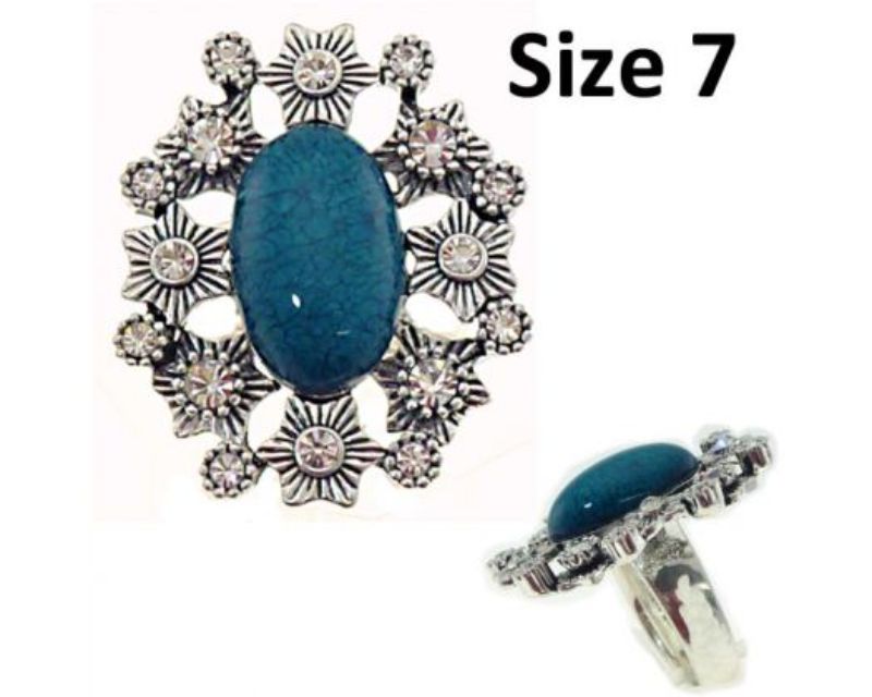 Teal resin ring with diamante accents, size 7, perfect for elevating any outfit or occasion.