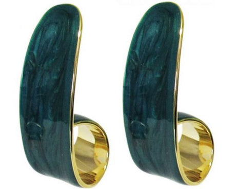 Elegant Jax Curve Drops earrings in seagreen, featuring a sleek design, 4 cm long, perfect for day or night looks.