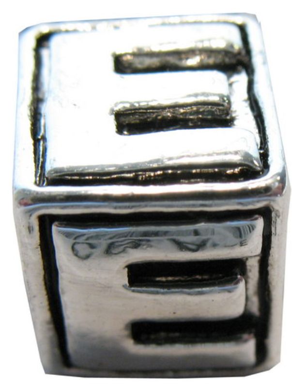 Cherish Beads - Letters - PACKOF 4 Square Metal E