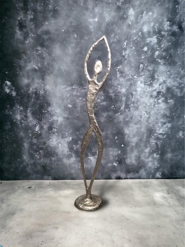 Aluminium Xl Figurine Decorative Arms Upwards - Silver