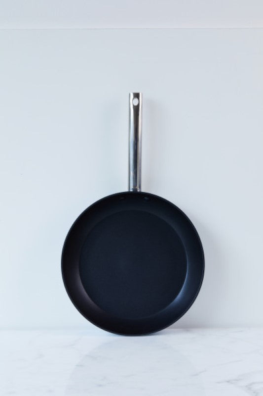 Wiltshire Easycook Blue Frypan 26cm, lightweight with non-stick coating, perfect for healthy cooking and meal prep.