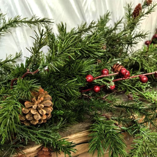 Artificial Deluxe Juniper Pine Garland with Pinecones & Berries (180cm)