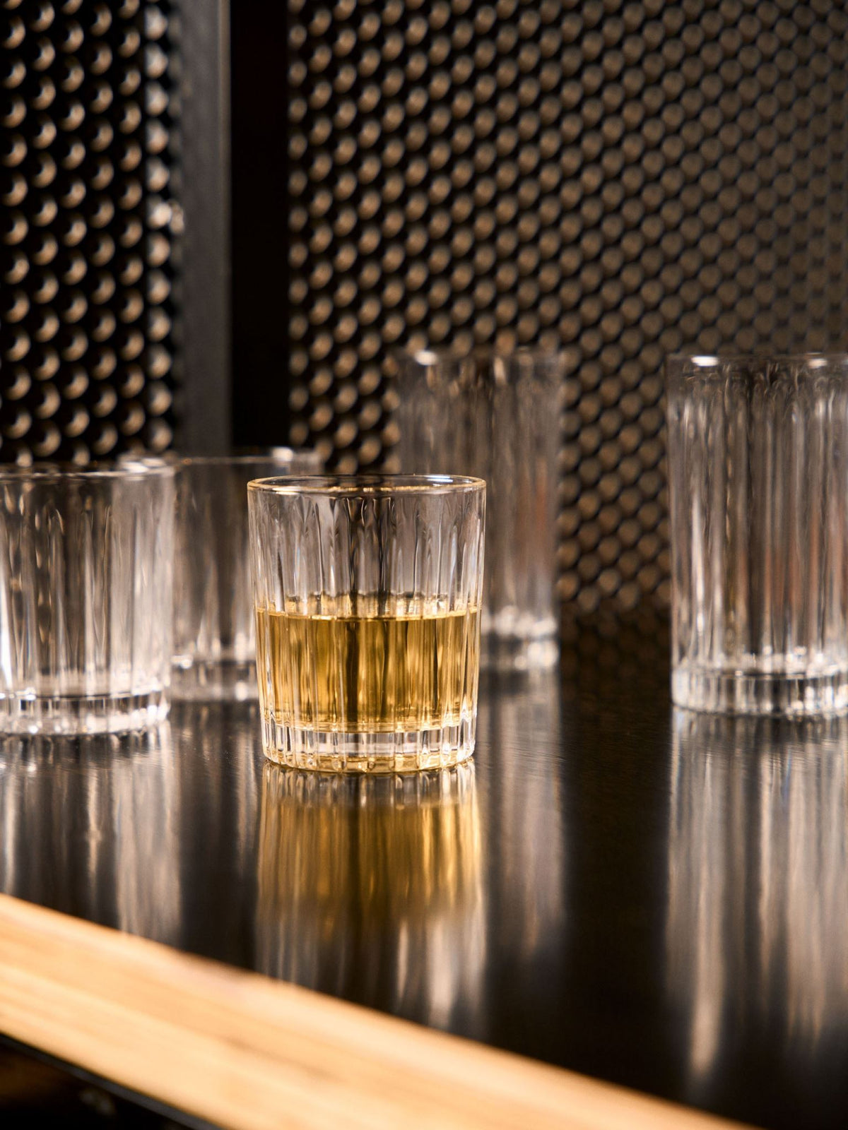 Hottie Jonnie Linear 12-Piece Glass Set - Clear