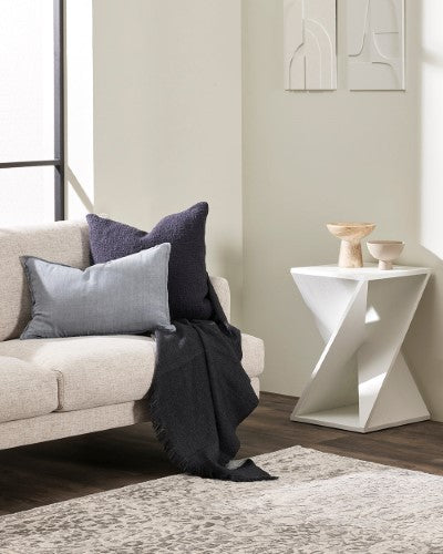 Throw - Chester Navy (125 x 150cm) - OLLO