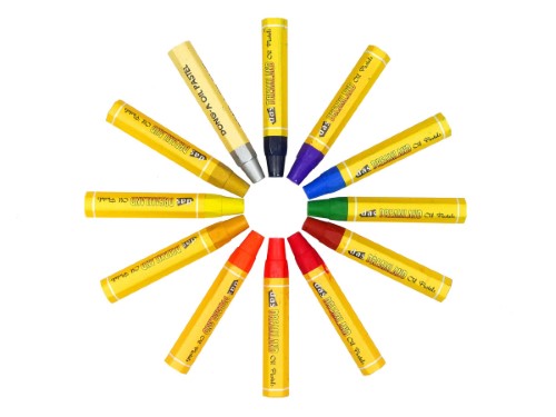 Artist Oil Pastels - Das Dreamland Pastels #73 Gold 12s, vibrant non-toxic pastels ideal for layering and blending artworks.
